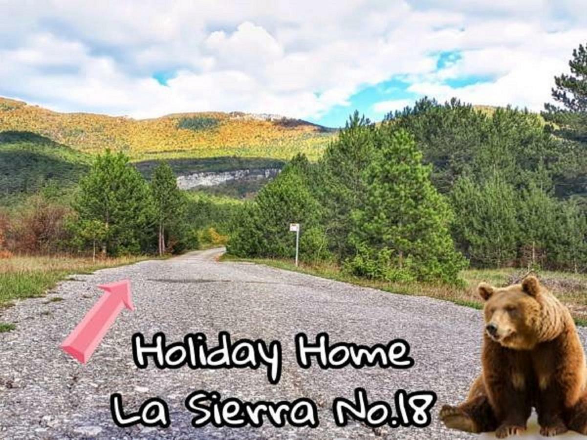 Holiday Home La Sierra Korenica Exterior foto
